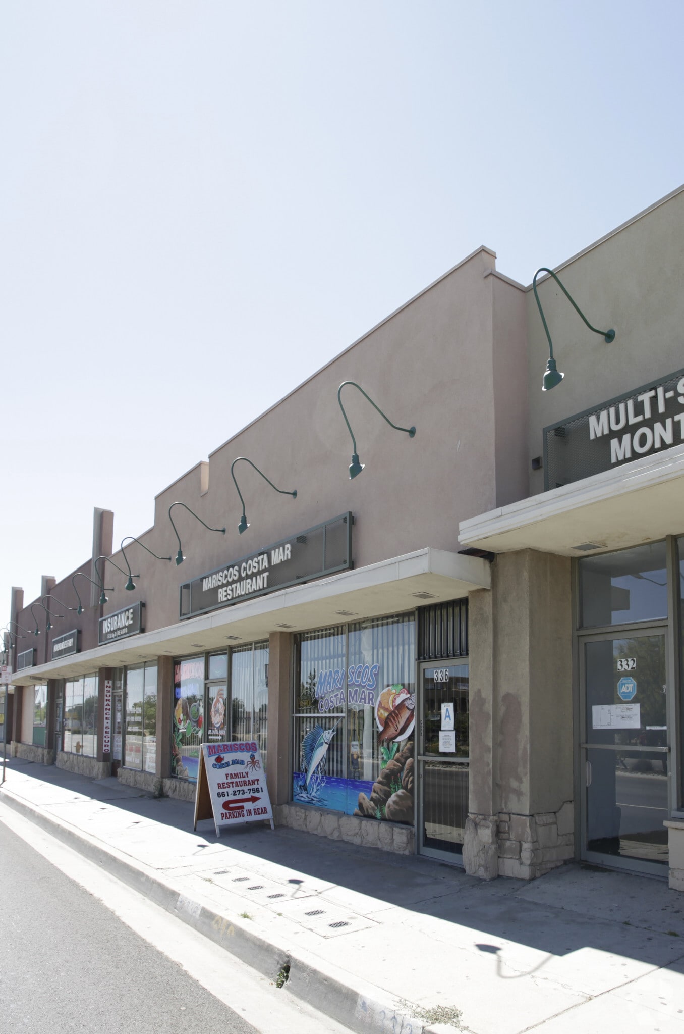 336-338 E Palmdale Blvd, Palmdale, CA à louer Photo principale– Image 1 sur 3