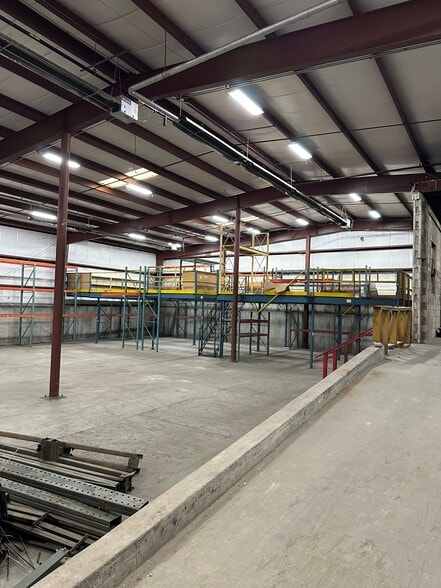 255 S Regent St, Port Chester, NY à louer - Photo intérieure – Image 3 sur 3