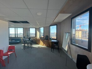 10 Place Bougainville, Marseille à louer Photo intérieure– Image 2 sur 3