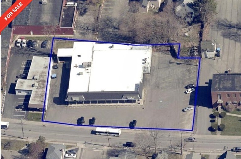 94 Chestnut St, Oneonta, NY à vendre - Photo de l’immeuble – Image 1 sur 3