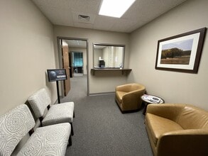 33 Villa Rd, Greenville, SC à louer Photo intérieure– Image 2 sur 5