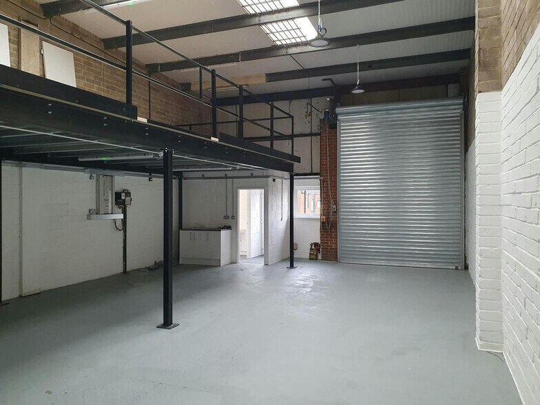 35 Willis Way, Poole à louer - Photo de l’immeuble – Image 3 sur 20