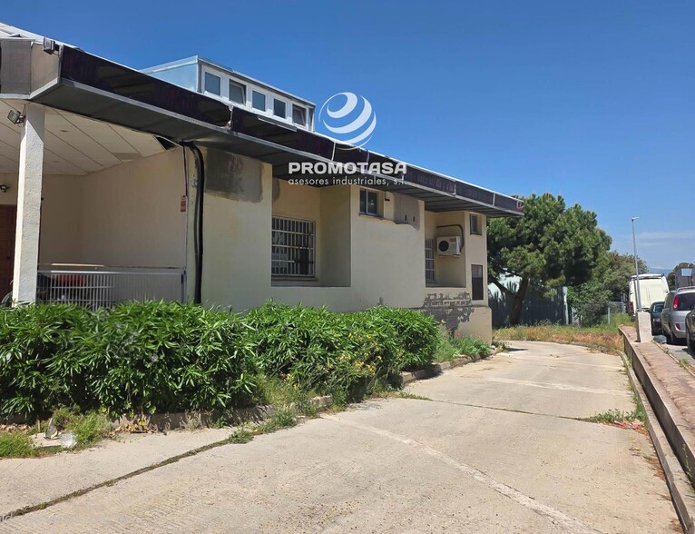 Industriel/Logistique dans Sevilla la Nueva, Madrid à vendre - Photo principale – Image 1 sur 2
