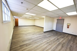 50 Princeton Hightstown Rd, Princeton Junction, NJ à louer Photo intérieure– Image 1 sur 3