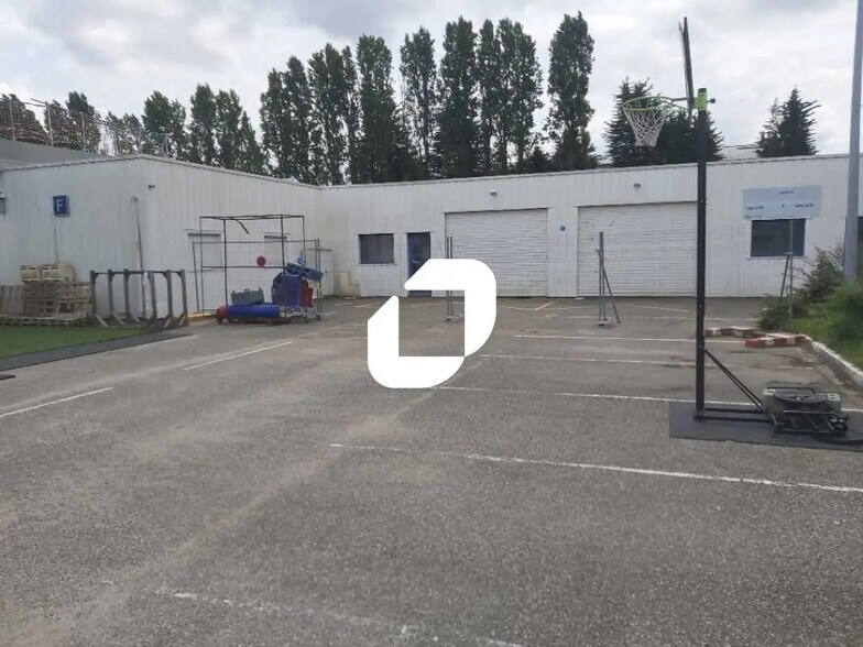 Bureau dans Artigues-près-Bordeaux à louer - Photo de l’immeuble – Image 2 sur 17