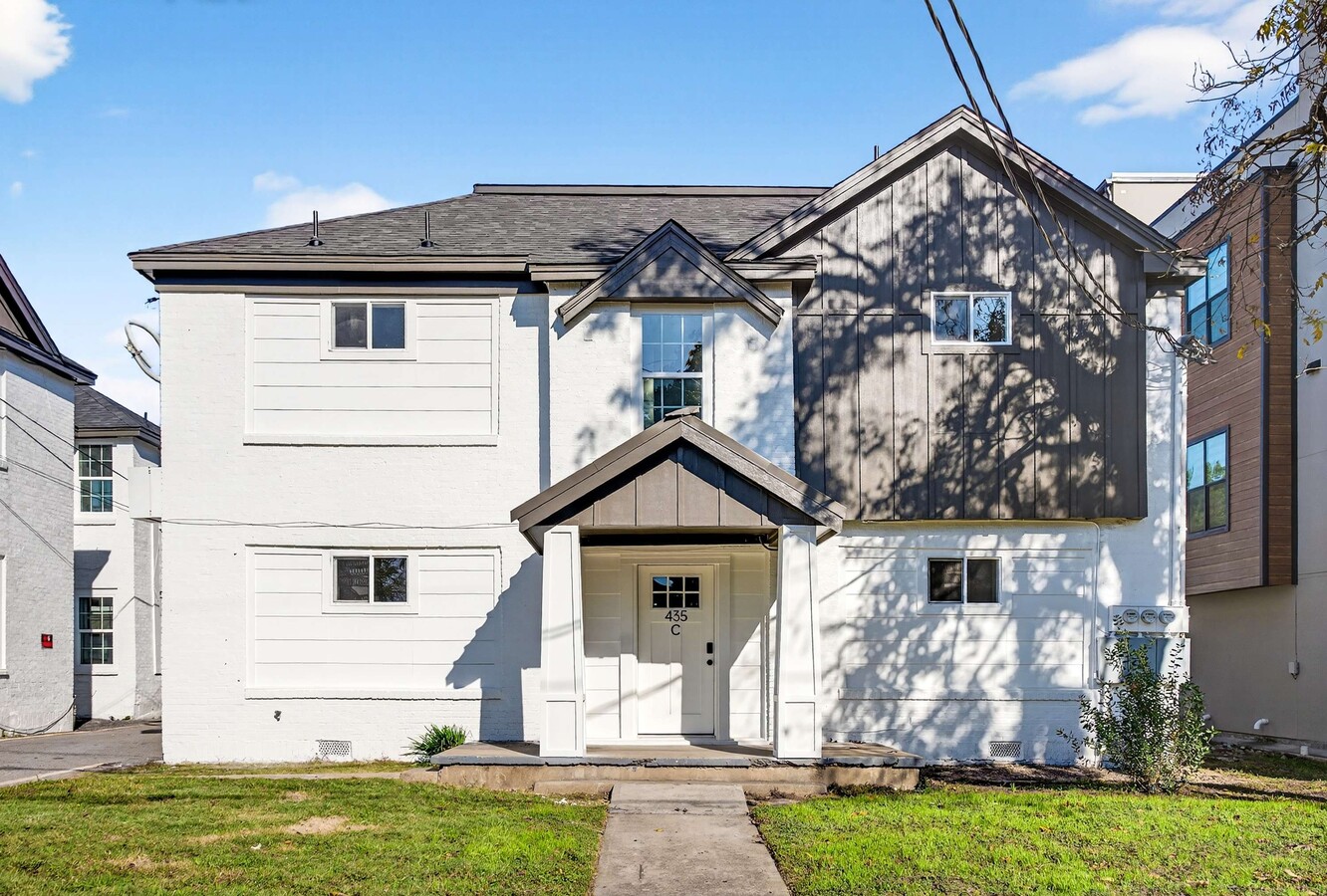 439 W 9th St, Dallas, TX 75208 - Lot 16 - - Photo intérieure - Image 2 of 39