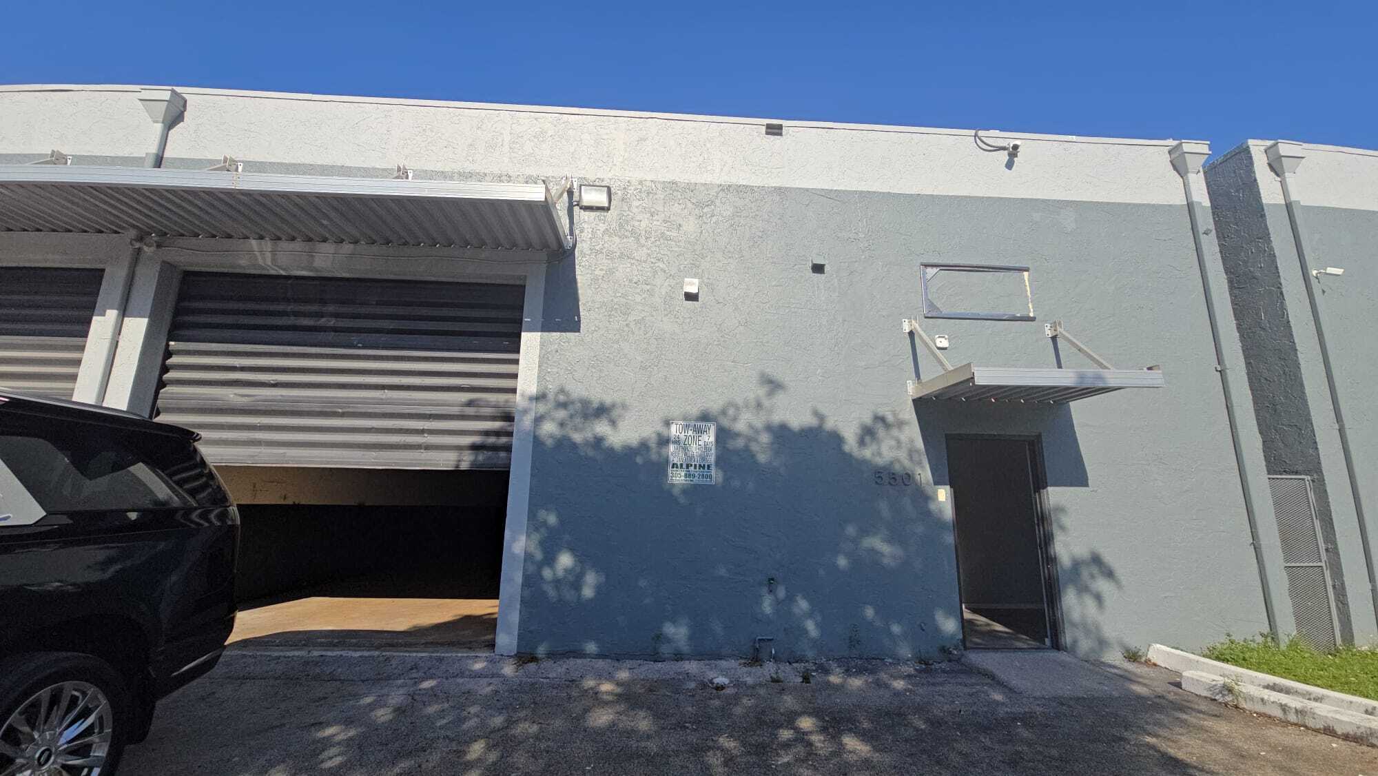 5405-5541 NW 82nd Ave, Miami, FL à louer Photo de l’immeuble– Image 1 sur 10