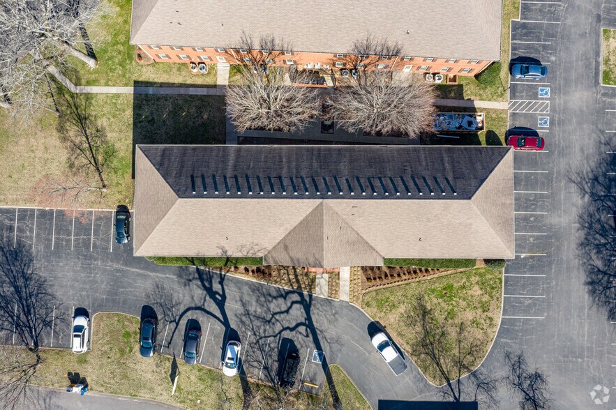 103 Hazel Path Ct, Hendersonville, TN à louer - Photo de l’immeuble – Image 3 sur 19