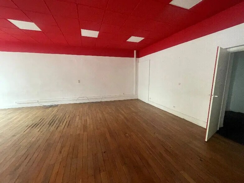 Bureau dans Lyon à louer - Photo de l’immeuble – Image 3 sur 3