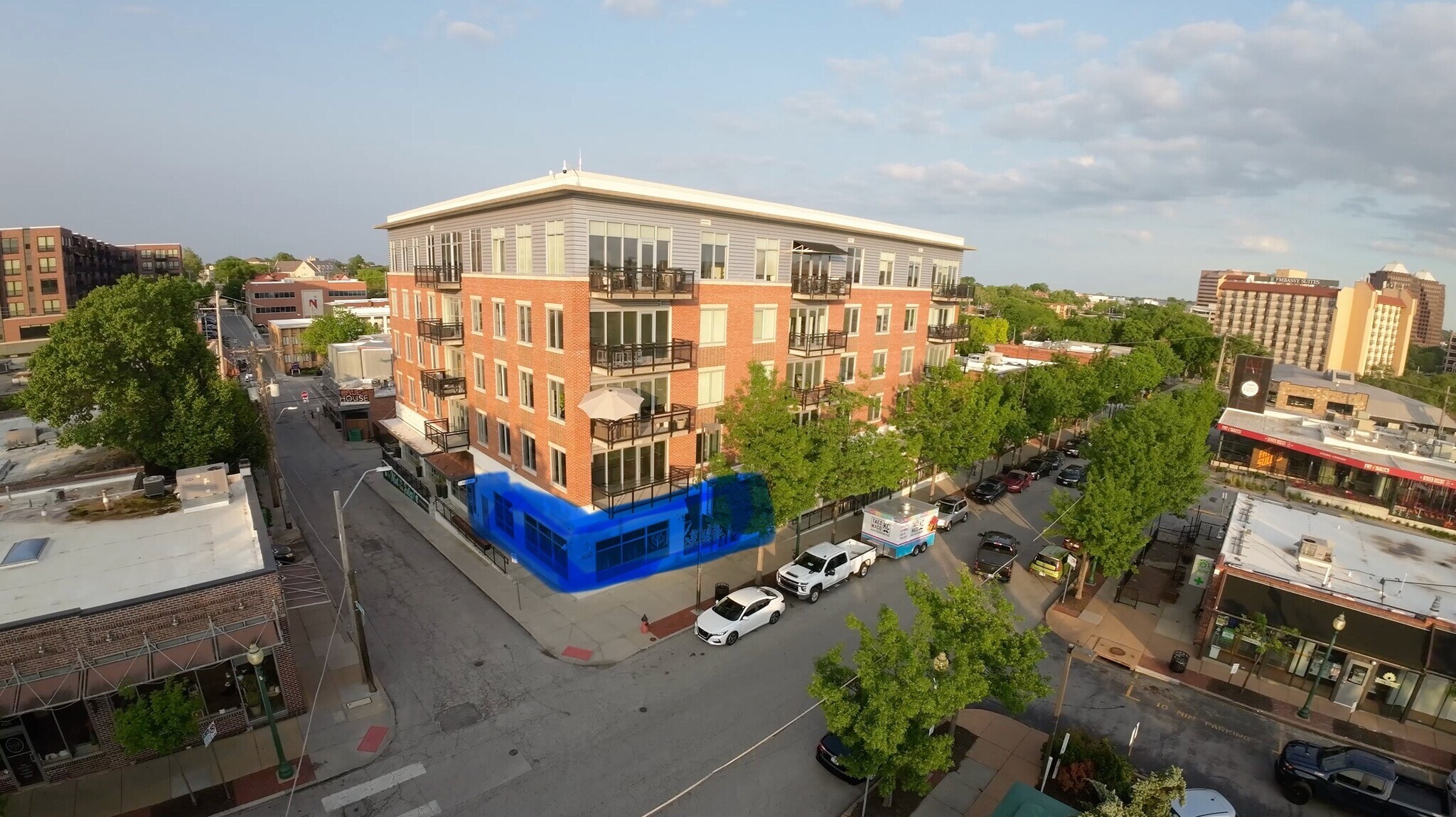 4141 Pennsylvania Ave, Kansas City, MO à louer Photo principale– Image 1 sur 7