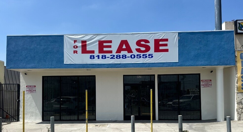8929 Woodman Ave, Panorama City, CA à louer - Photo de l’immeuble – Image 1 sur 1