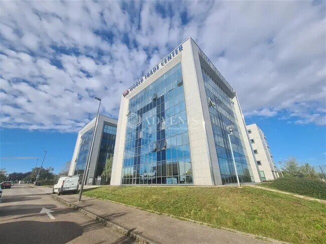 Plus de détails pour Bureau à louer