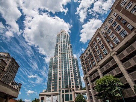 173 Huguenot St, New Rochelle, NY à louer Photo de l’immeuble– Image 1 sur 15