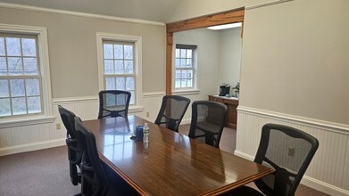238 W Delaware Ave, Pennington, NJ à louer Photo intérieure– Image 2 sur 8