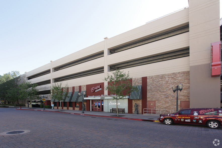 26940-26950 Theater Dr, Valencia, CA à vendre - Photo de l’immeuble – Image 2 sur 3