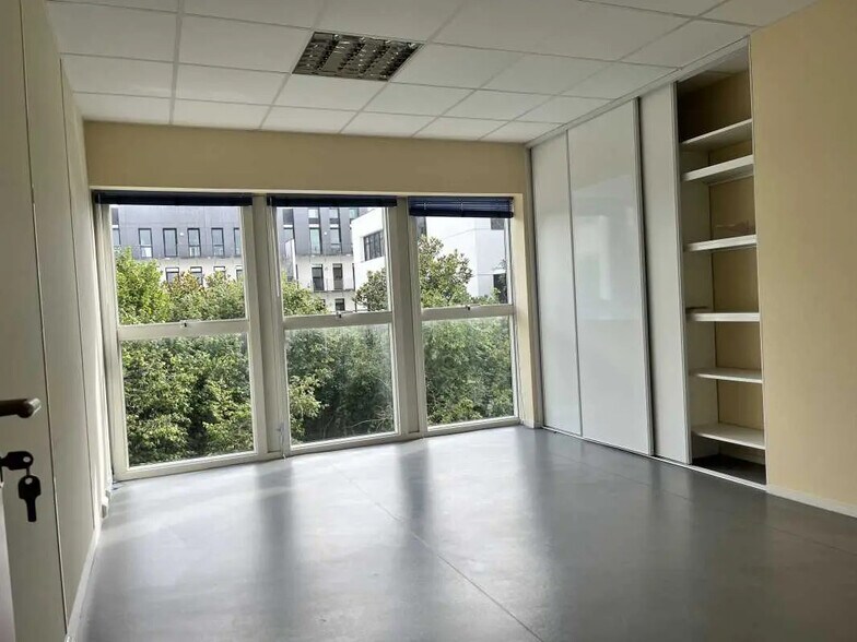 Bureau dans Rennes à louer - Photo de l’immeuble – Image 3 sur 9