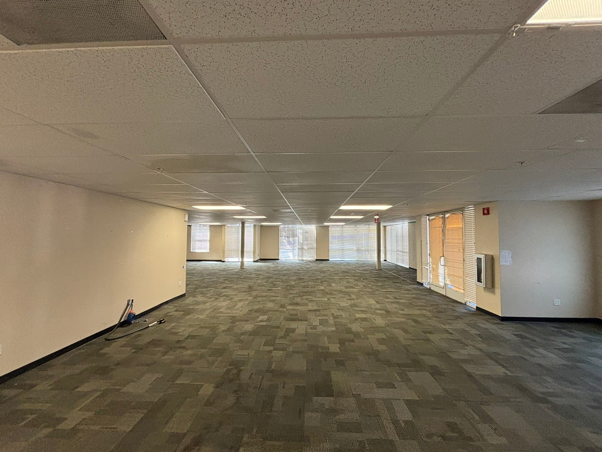 570 Keyes St, San Jose, CA à louer Photo intérieure– Image 1 sur 9