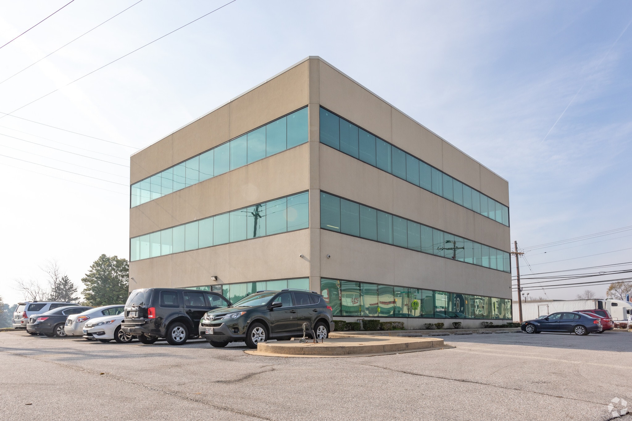 5801 Ritchie Hwy, Brooklyn, MD à louer Photo principale– Image 1 sur 14