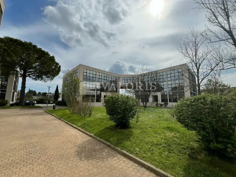 Bureau dans Aix-en-Provence à louer Photo de l’immeuble– Image 1 sur 7