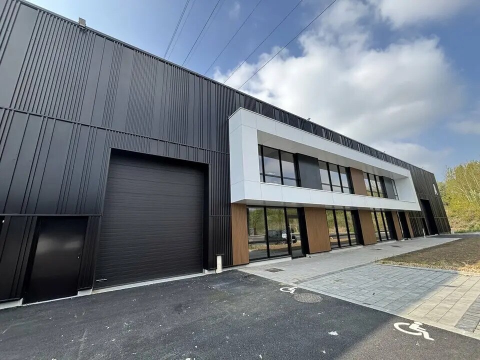 Local d'activités dans Bondues à vendre Photo de l’immeuble– Image 1 sur 9