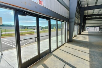 6123 US-19 Hwy, Zebulon, GA à louer Photo intérieure– Image 2 sur 39