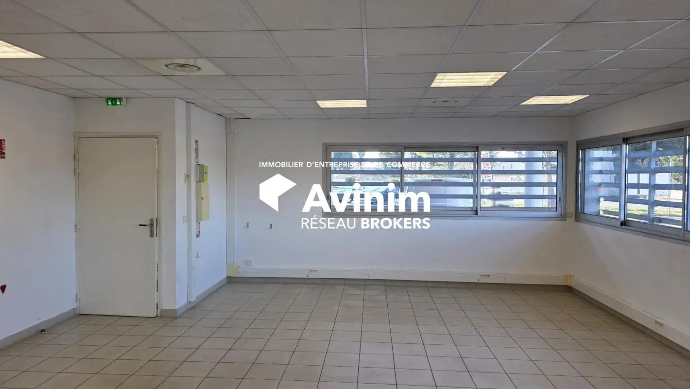 Bureau dans Lunel à louer Photo intérieure– Image 1 sur 6