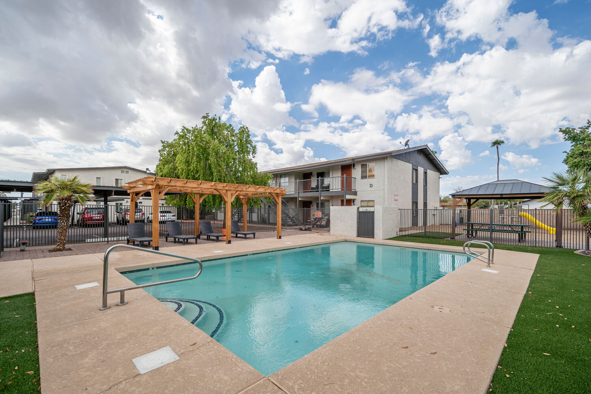 6220 W Ocotillo Rd, Glendale, AZ à vendre Photo de l’immeuble– Image 1 sur 30