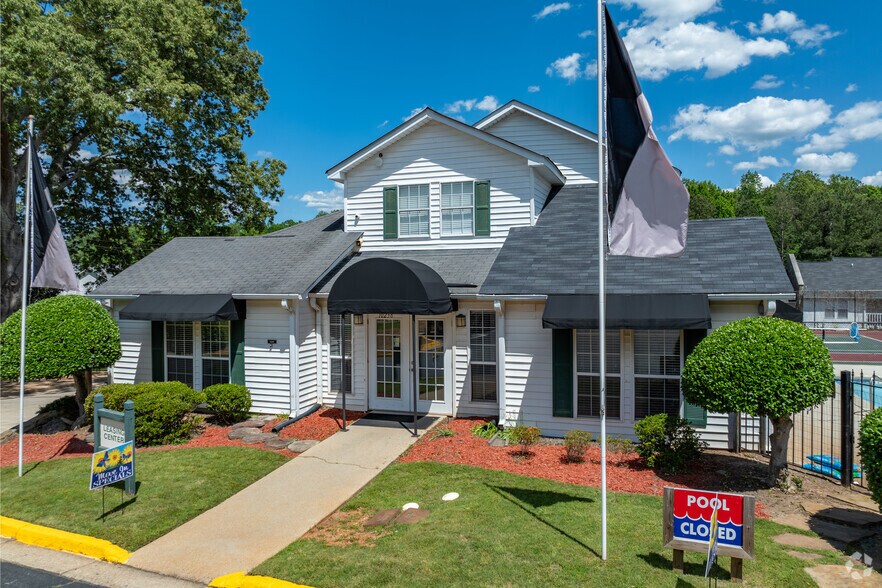 10238 Fieldcrest Walk, Covington, GA à vendre - Photo de l’immeuble – Image 3 sur 20