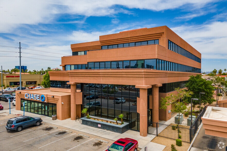 1601 N 7th St, Phoenix, AZ à louer - Photo de l’immeuble – Image 3 sur 12