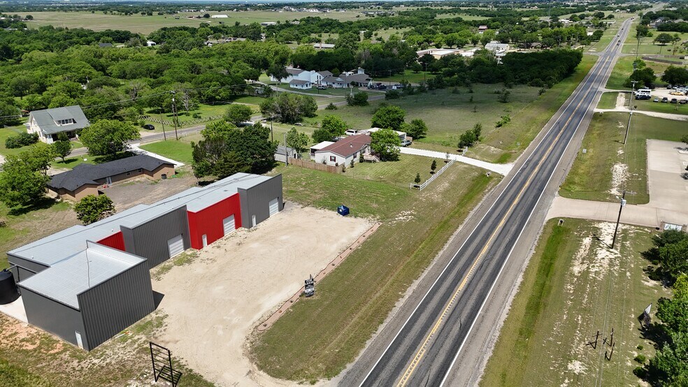 6854 Old Lorena Rd, Lorena, TX à louer - Photo de l’immeuble – Image 3 sur 8