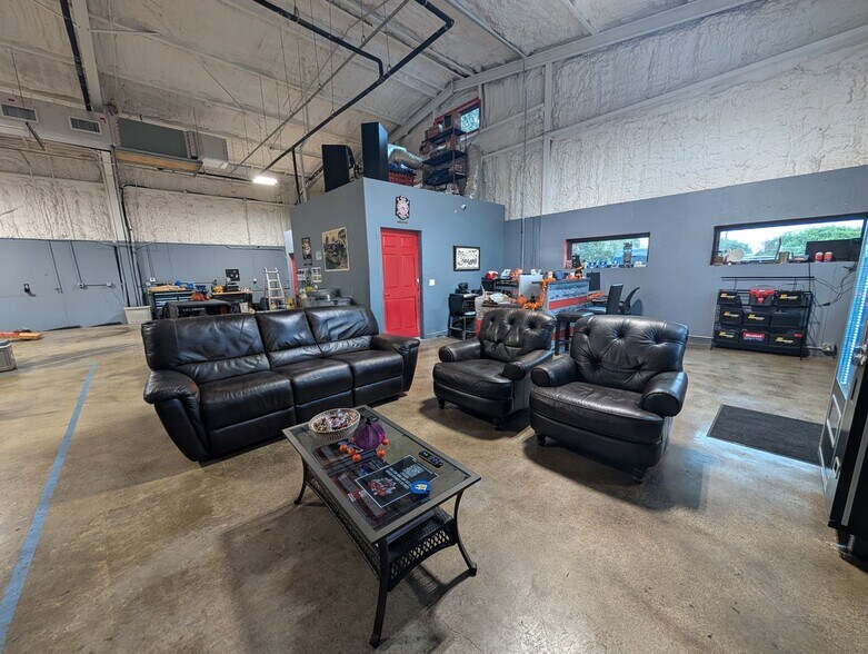 428 Anchor St, Corpus Christi, TX à louer - Photo de l’immeuble – Image 2 sur 8