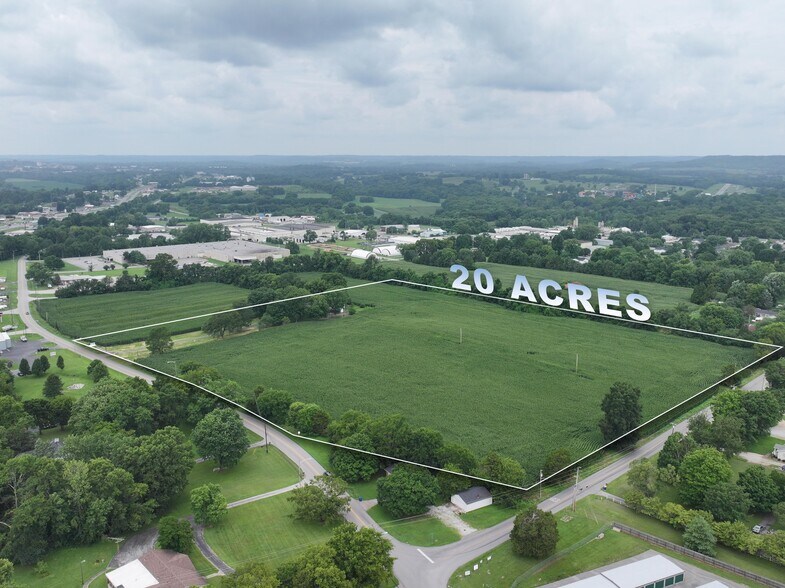 721 Plum Springs Loop, Bowling Green, KY à vendre - Photo de l’immeuble – Image 2 sur 2