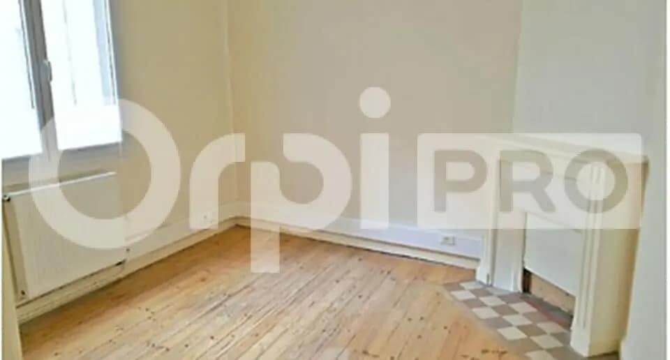 Bureau dans Saint-Brieuc à louer - Photo de l’immeuble – Image 2 sur 5
