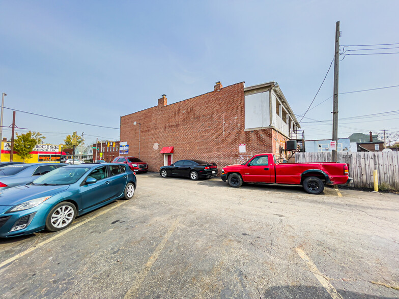 2425-2429 W Broad St, Columbus, OH à vendre - Photo de l’immeuble – Image 2 sur 11