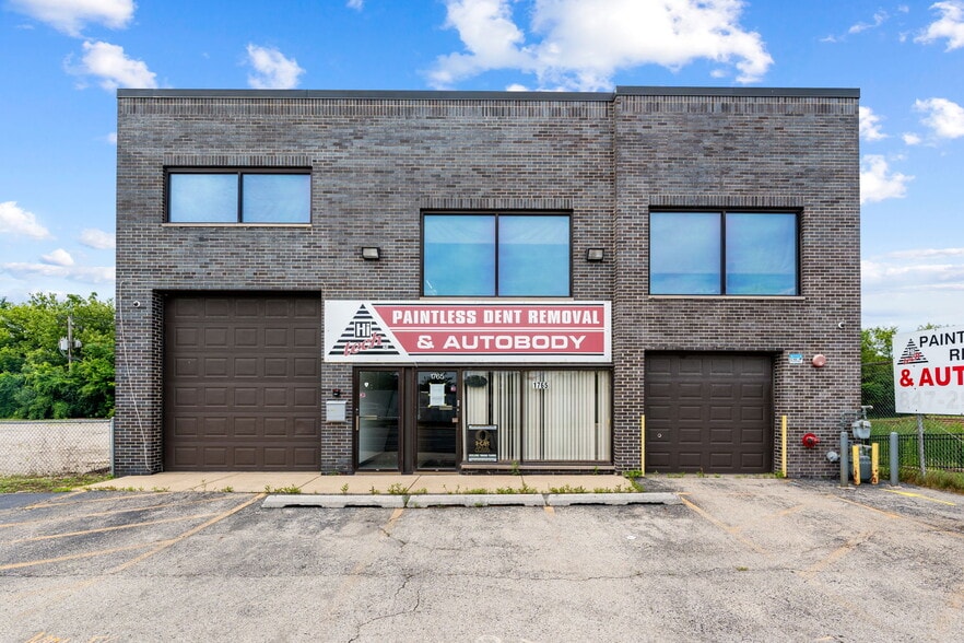 1765 Busse Hwy, Des Plaines, IL à vendre - Photo de l’immeuble – Image 1 sur 17