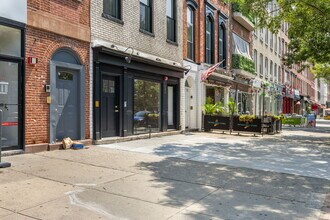 525 Washington St, Hoboken, NJ à louer Photo intérieure– Image 2 sur 10