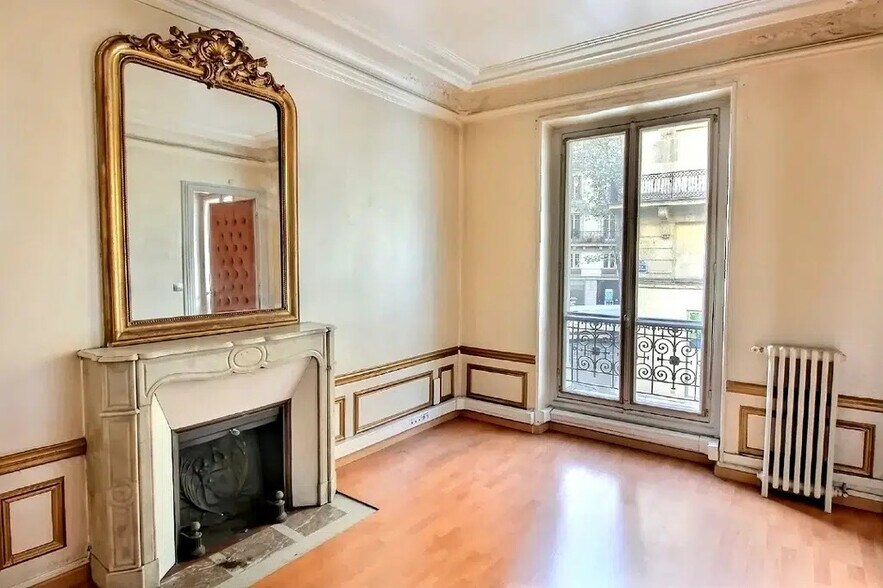 Bureau dans Paris à louer - Photo de l’immeuble – Image 1 sur 7