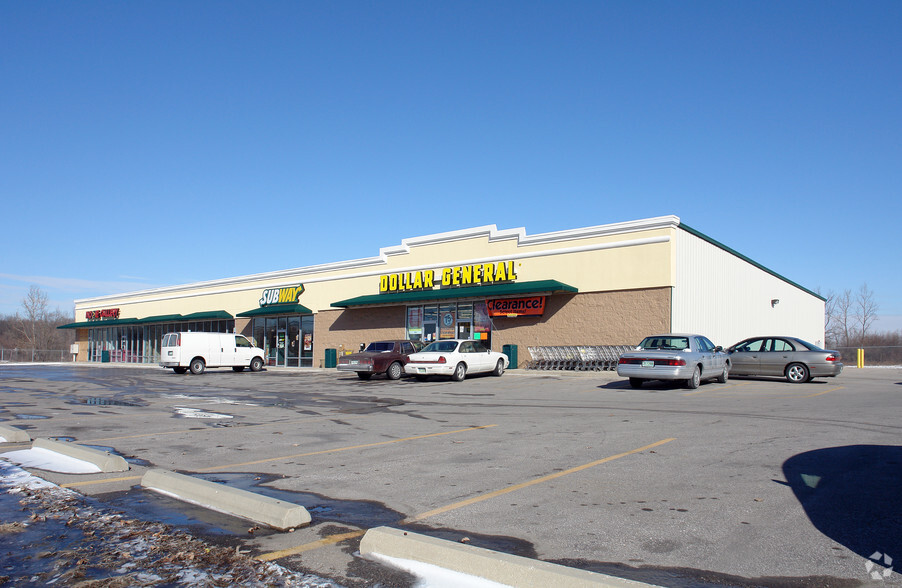 620-690 W Pendleton Ave, Lapel, IN à louer - Photo principale – Image 1 sur 3