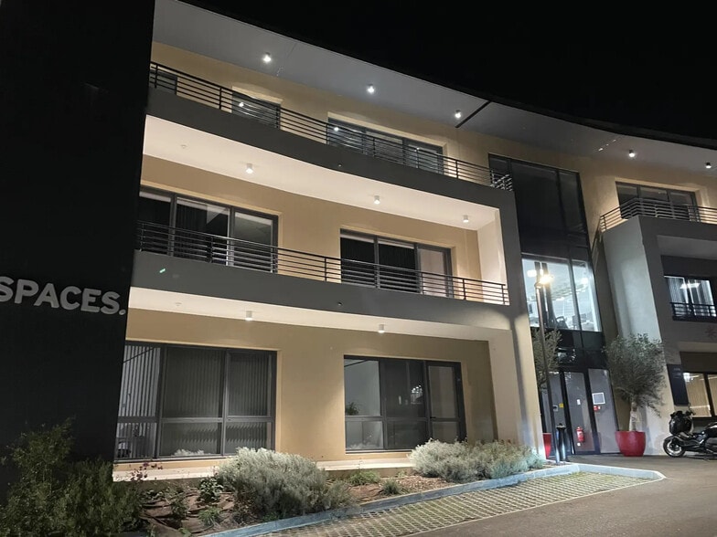 Bureau dans Biot à louer - Photo de l’immeuble – Image 2 sur 31