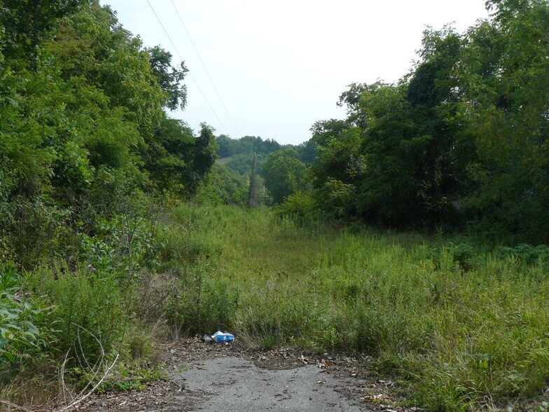2.38 Acres US Hwy. 25E Hwy, Tazewell, TN à vendre - Autre – Image 1 sur 3