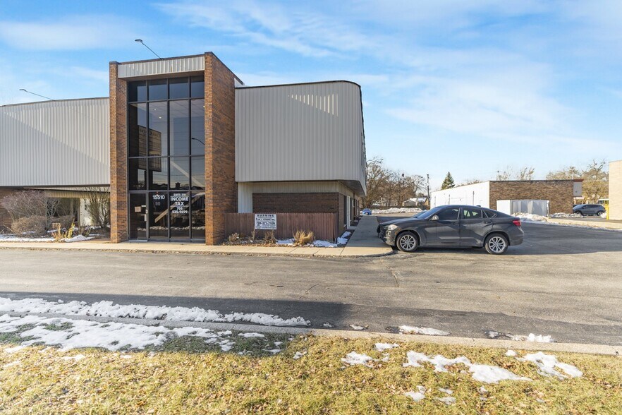 15510 Cicero Ave, Oak Forest, IL à louer - Photo de l’immeuble – Image 2 sur 20