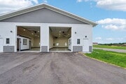 15-web-or-mls-15-print-N Wengel Dr-S2806-015