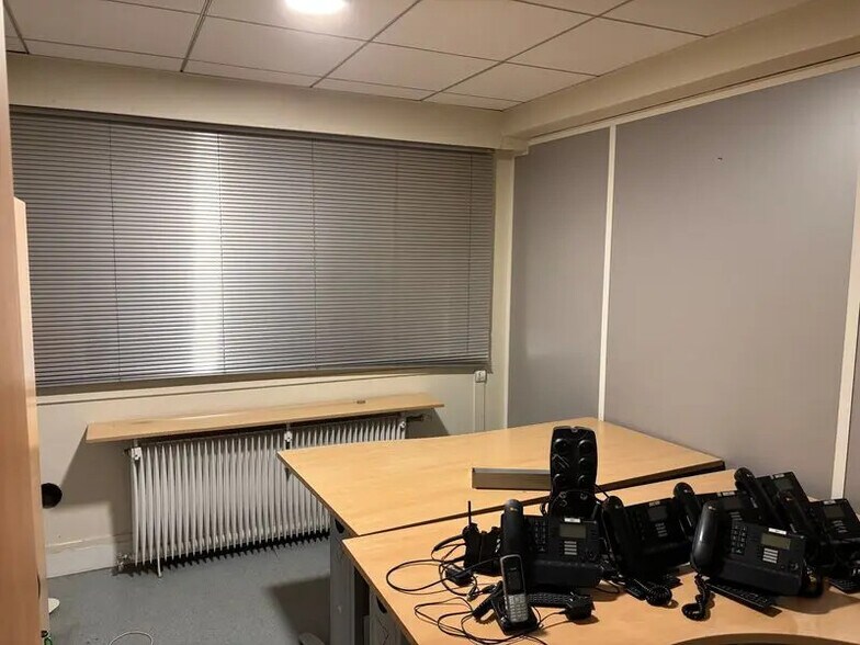 Bureau dans Lyon à louer - Photo de l’immeuble – Image 2 sur 12