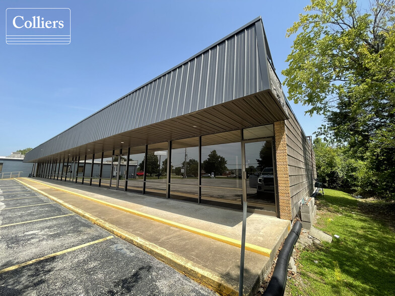 1042-1050 E Stearns St, Fayetteville, AR à louer - Photo de l’immeuble – Image 2 sur 6
