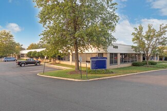 Plus de détails pour 4451 Brookfield Corporate Dr, Chantilly, VA - Bureau à louer