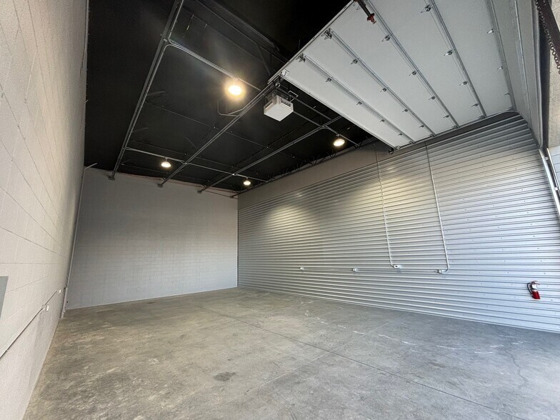 2122 Stearman Dr, Chandler, AZ à vendre - Photo intérieure – Image 2 sur 4