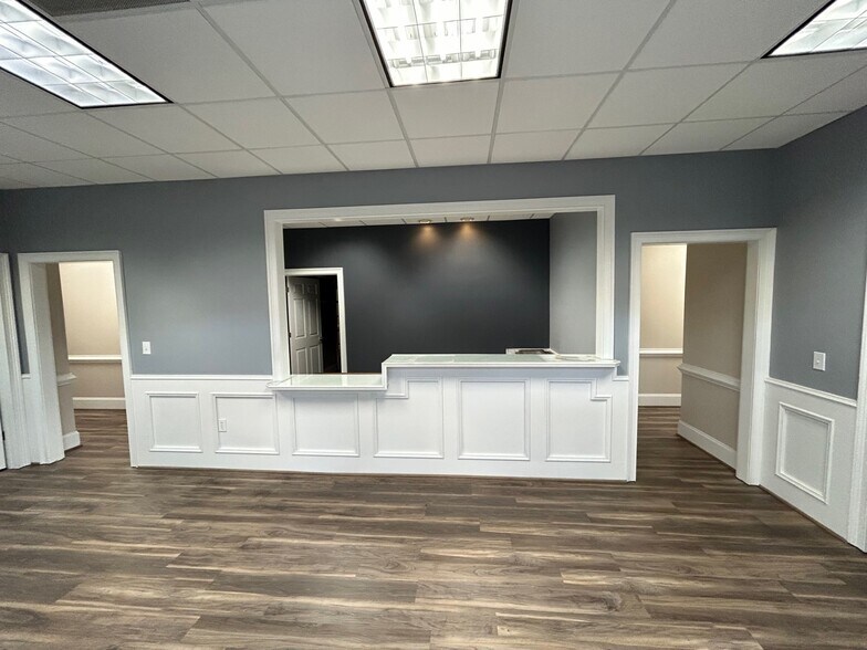 136 N Fairground St NE, Marietta, GA à vendre - Photo intérieure – Image 3 sur 7