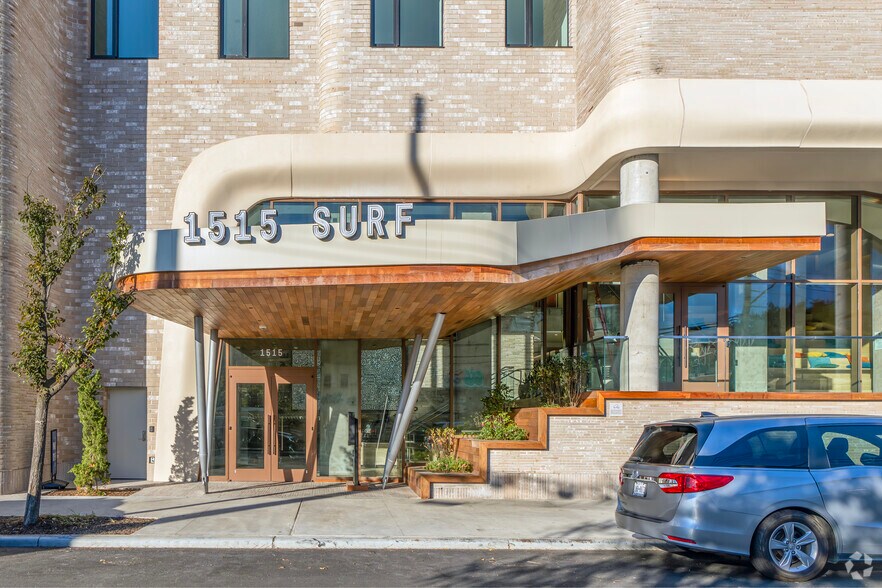 1515 Surf Ave, Brooklyn, NY à louer - Photo de l’immeuble – Image 3 sur 60