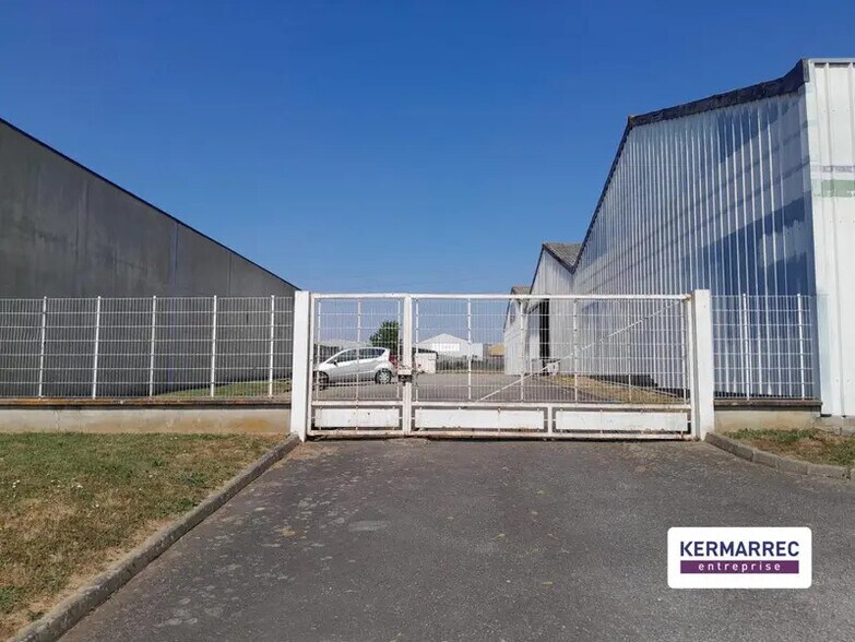 Industriel/Logistique dans Le Rheu à vendre - Photo de l’immeuble – Image 3 sur 8