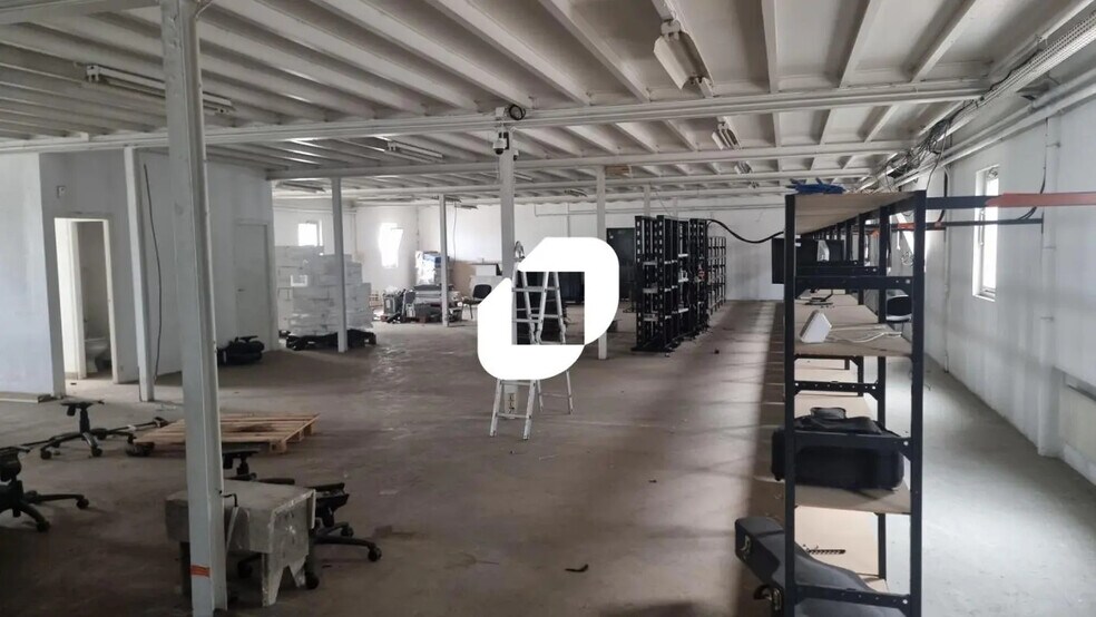 Local d’activités dans Chennevières-sur-Marne à louer - Photo de l’immeuble – Image 2 sur 7